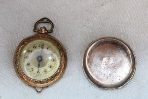lot 108 image: Antique Pocket Watch Esprit L. Henry 10 12 Ligne 3335208 25.81mm�15 Jewels. Swiss movement. Case likely Gold Filled but unmarked.