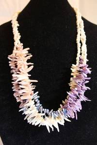 lot 32 image: Spiny shell multi-strand necklace with freshwater torsade yoke. Barrel clasp. 28L
