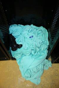 lot 155 image: light blue and green tableclothsskirtslinens - 1 bag