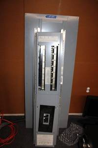 lot 216 image: Square D circuit breaker panelboard KAL36225