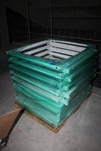 lot 123 image: Pallet of metal framing