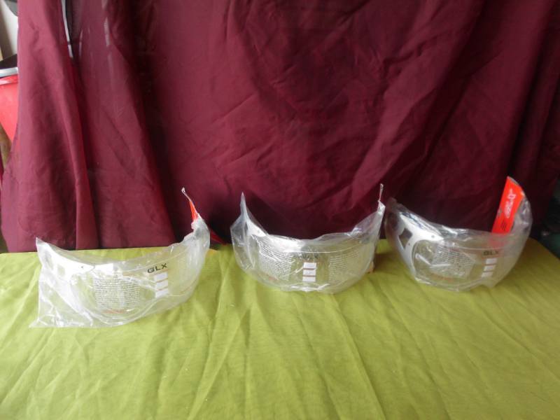 lot 21 image: HELMET VISORS
