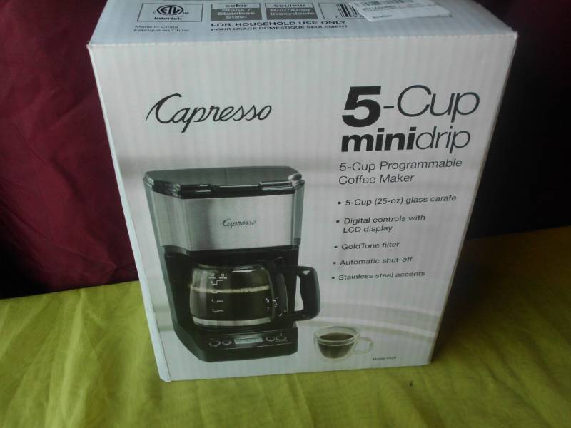 lot 47 image: COFFEE MAKER
