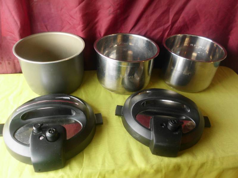 lot 70 image: INSTANT POT PARTS
