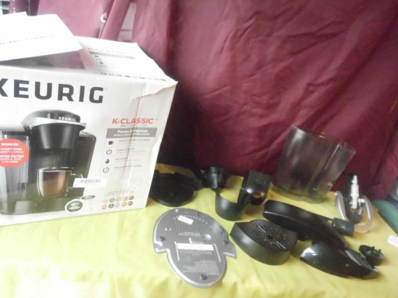 lot 83 image: KEURIG K55 PARTS