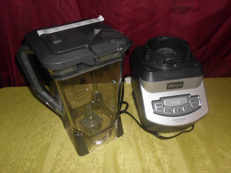 lot 88 image: NINJA PROFESSIONAL BLENDER