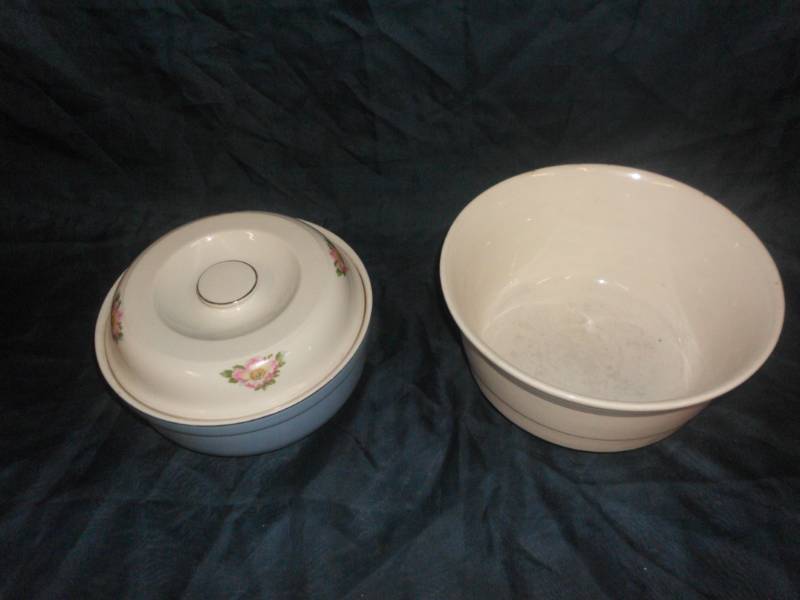 lot 154 image: CASSEROLE DISHES