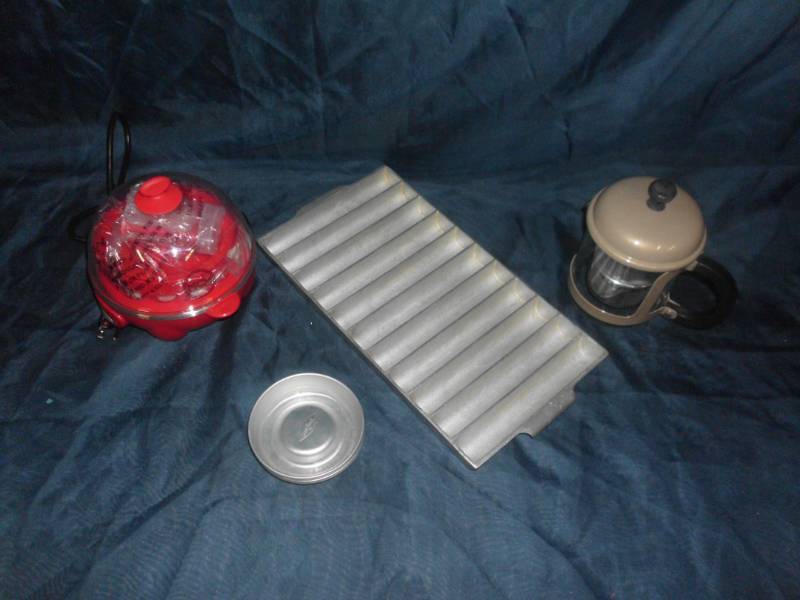 lot 167 image: EGG COOKER