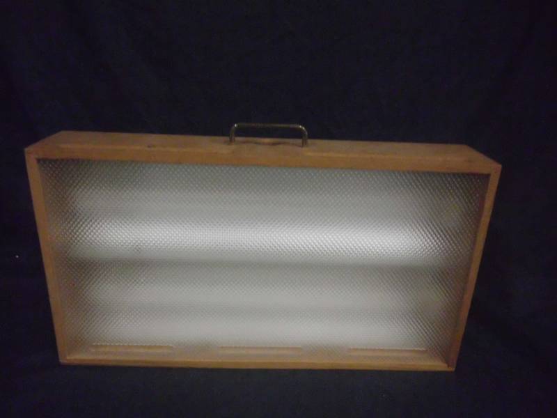 lot 178 image: VINTAGE BRITE LITE 2