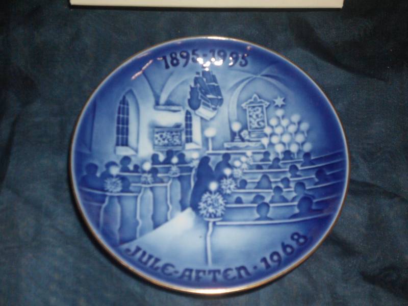 lot 137 image: THE CENTENNIAL COLLECTION BY BING & GRONDHAL