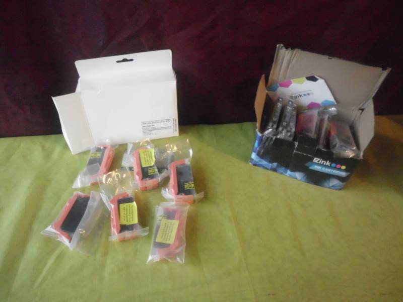 lot 197 image: CANNON INK CARTRIDGES