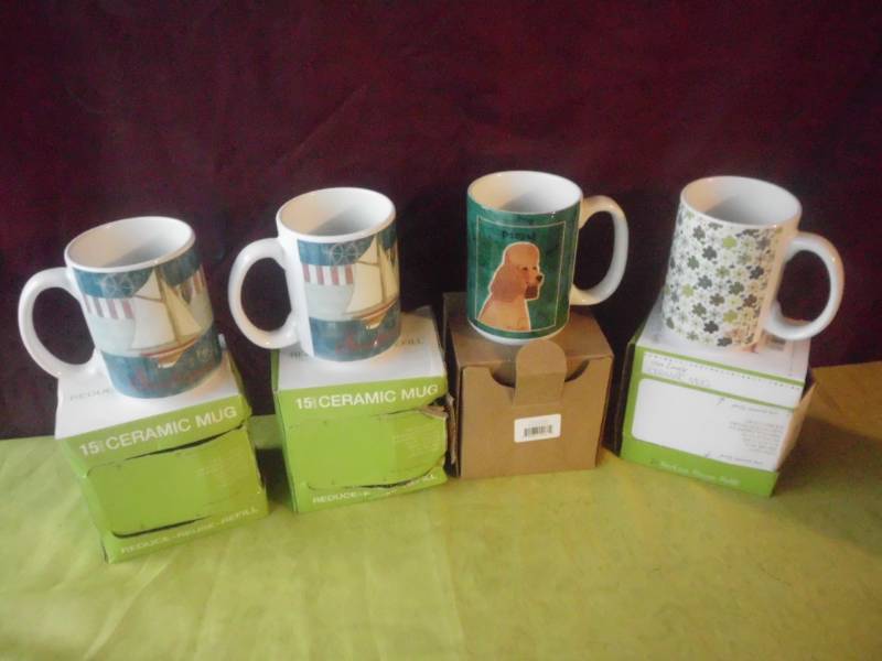 lot 204 image: CERAMIC MUGS