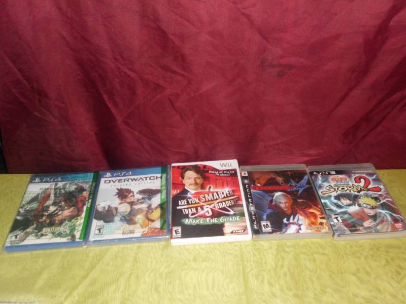lot 207 image: PLAYSTATION GAMES