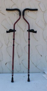 lot 25 image: Millennial inMotion red crutch set