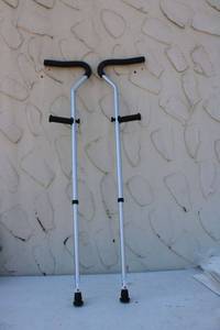 lot 26 image: Millennial Life crutch set