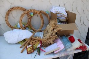 lot 47 image: Crafts twine wreathes, lace ribbon, sewing supplies and more