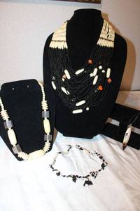 lot 106 image: Gemstone Jewelry - Bone. See descriptions below.