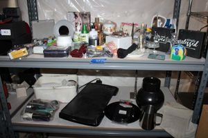 lot 170 image: Kitchen, bath, and housewares