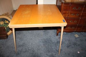 lot 49 image: Vintage folding sewing table