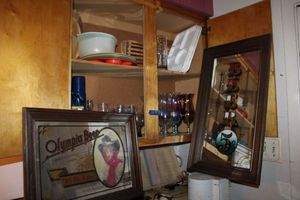 lot 76 image: Beer mirror glass, plastic dinner trays, Footed drinking glasses and more