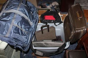 lot 94 image: Travel bags and cases