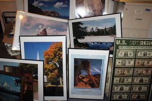 lot 110 image: Wall art posters US currency and nature scenes