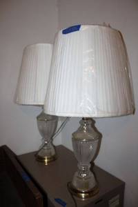 lot 126 image: Pair of clear cut glass table lamps
