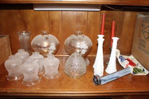 lot 198 image: Globes for light fixtures, candles, vases and stained glass Kaleidoscope