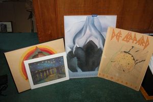 lot 231 image: Wall art - posters (includes van Goghs Night Stars)