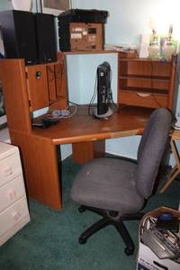 lot 298 image: Corner desk and office chair (not contents)