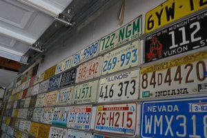 lot 364 image: License plates - 14 - Canadian Providences