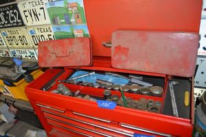 lot 385 image: Tools top drawer and socket wrench sets