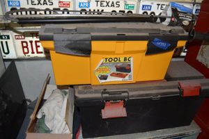 lot 392 image: Plastic tool boxes and work rags
