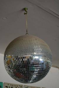 lot 395 image: Smoked plexiglass Approx.4x4  and disco ball