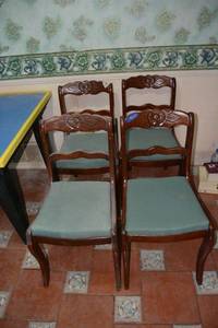 lot 291 image: Set of 4 Dining chairs. Matches table in lot 85.