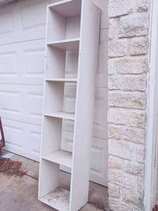 lot 52 image: Furrino Cubic Open Back Multipurpose Clothing and Closet Storage Organizer Shelf w 5 Cubes