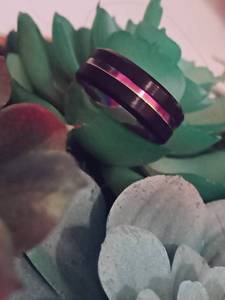 lot 179 image: Sz 9 Black Tungsten Carbide Ring Thin Neo Chrome Rainbow Line Wedding Band NEW with Black Jewelry Box