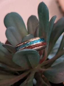 lot 154 image: Sz 8 (18 mm) Opal & Ruby Redwood Mens Wedding Band NEW with Black Jewelry Box