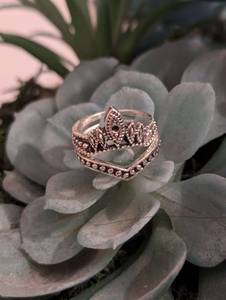 lot 153 image: Sz 6 Petite Crown Ring 2 Pc Stainless Steel Ring Set NEW with Black Jewelry Box