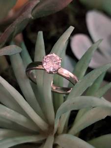 lot 139 image: Sz 6.5 (17mm) White Cubic Zirconia Stainless Steel Engagement Band NEW with Black Wedding Ring Box