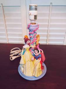 lot 193 image: Disney Princess Lamp AuroraSnow WhiteBelleCinderella