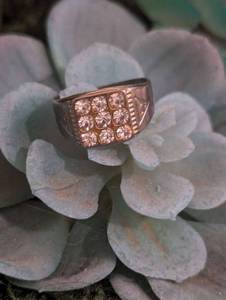 lot 234 image: Sz 8 Bold Vintage CZ Diamond Mens Antique Ring