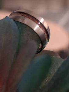 lot 239 image: Sz 8 (18 mm) Tungsten Mens Wedding Band with Koa Wood Inlay NEW with Black Jewelry Box