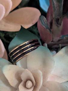 lot 252 image: Sz 6.5 (17 mm) Black and Silver Troika Ring NEW with Black Jewelry Box