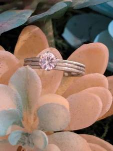 lot 217 image: Sz 9 (19 mm) Moissanite Zirconia Engagement Ring Solitaire NEW with Black Jewelry Box