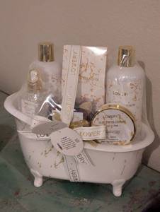 lot 201 image: Lovery Almond Blossom Bath Set NEW Including Shower Gel, Bubble Bath, Bath Salt, Dry Potpourri, Bath Oil, Body Butter, and Bath Shaped Container