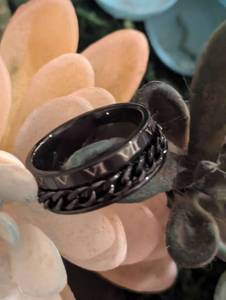 lot 281 image: Sz 12 Pulso Ecuador Anillo Black Wedding Band NEW with Black Jewelry Box