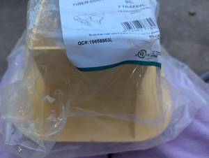 lot 317 image: $$$ Panduit FTR4X4YL 3-Sided Vertical Tee Trumpet Spillout Set of 3 PriceItem