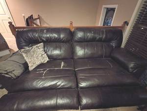 lot 265 image: Large Brown Leather Couch Recliner VERY HEAVY Must Disassemble - See ImageDescription