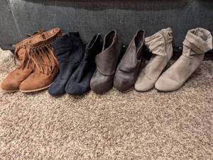 lot 357 image: Set of 4 Womens Boots Sz 7.5 & 8.5